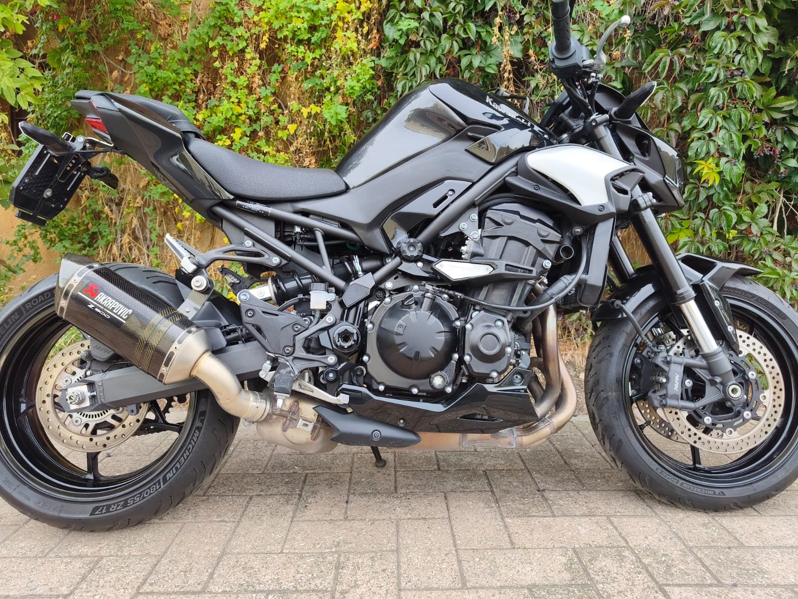 KAWASAKI Z 900 (35kW)-image-1