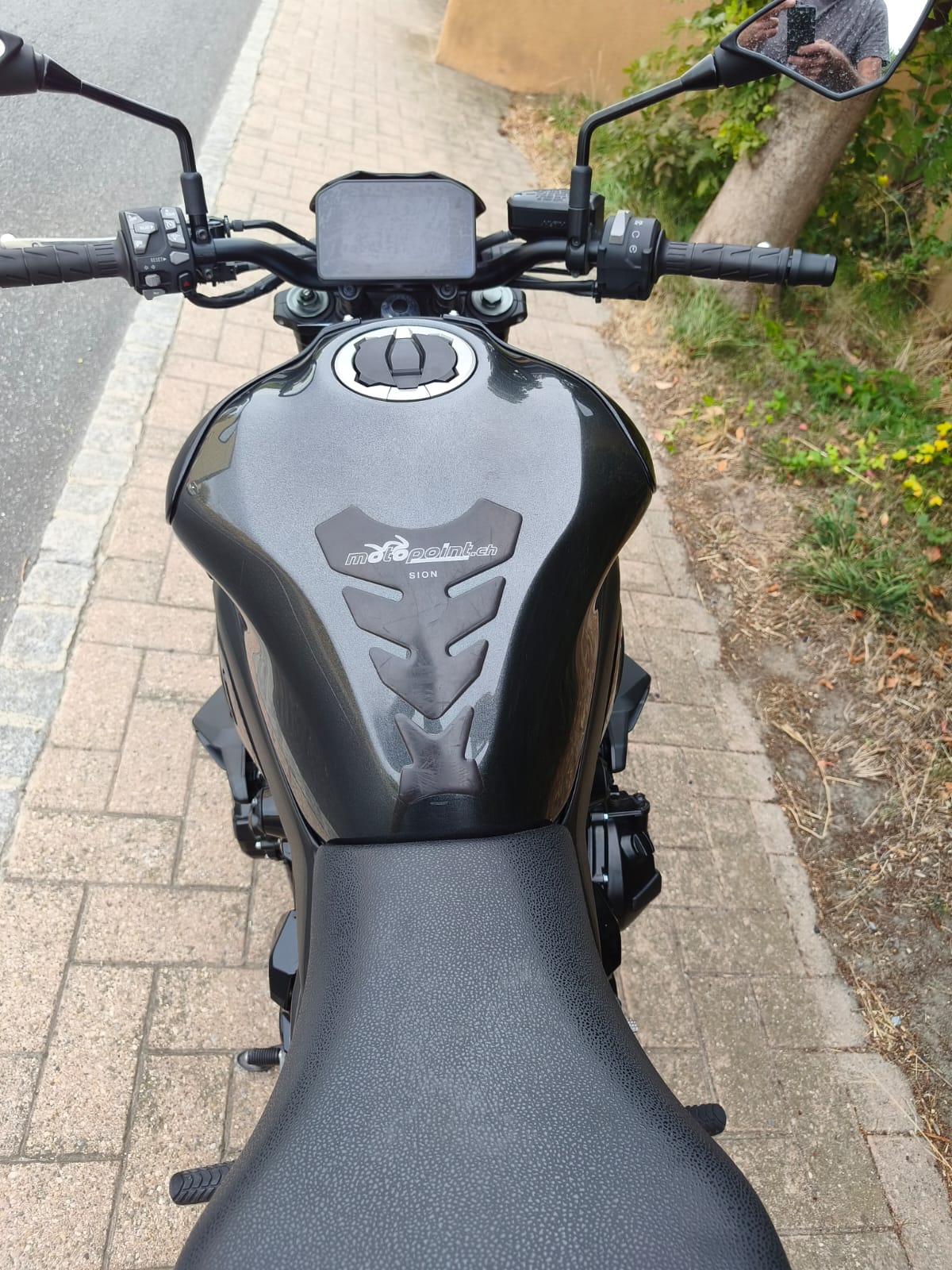 KAWASAKI Z 900 (35kW)-image-10