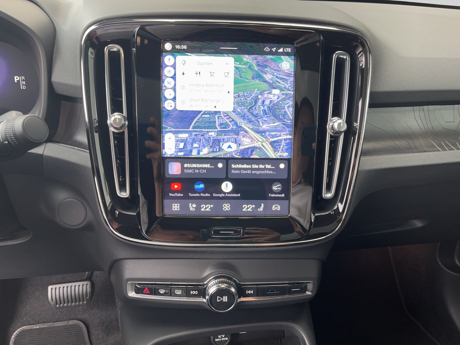 VOLVO XC40 Recharge P8 Twin AWD Pure Electric Ultimate-image-9