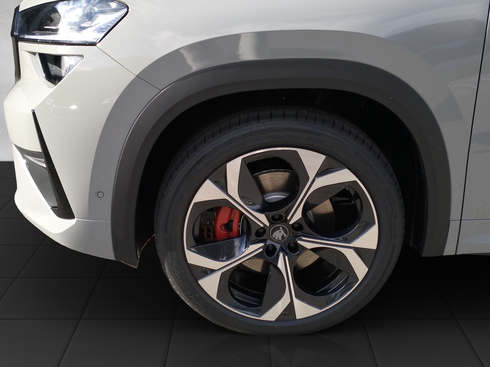 SKODA Kodiaq 2.0 TSI RS 4x4-image-12