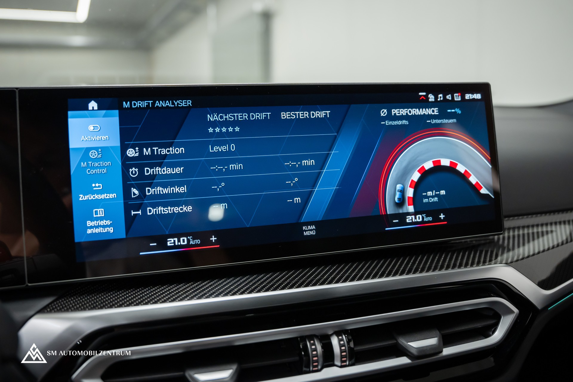 BMW M3 Competition xDrive Touring / Urban Green II / Carbon Exterieur & Interieur / Werksgarantie / 360°-image-46