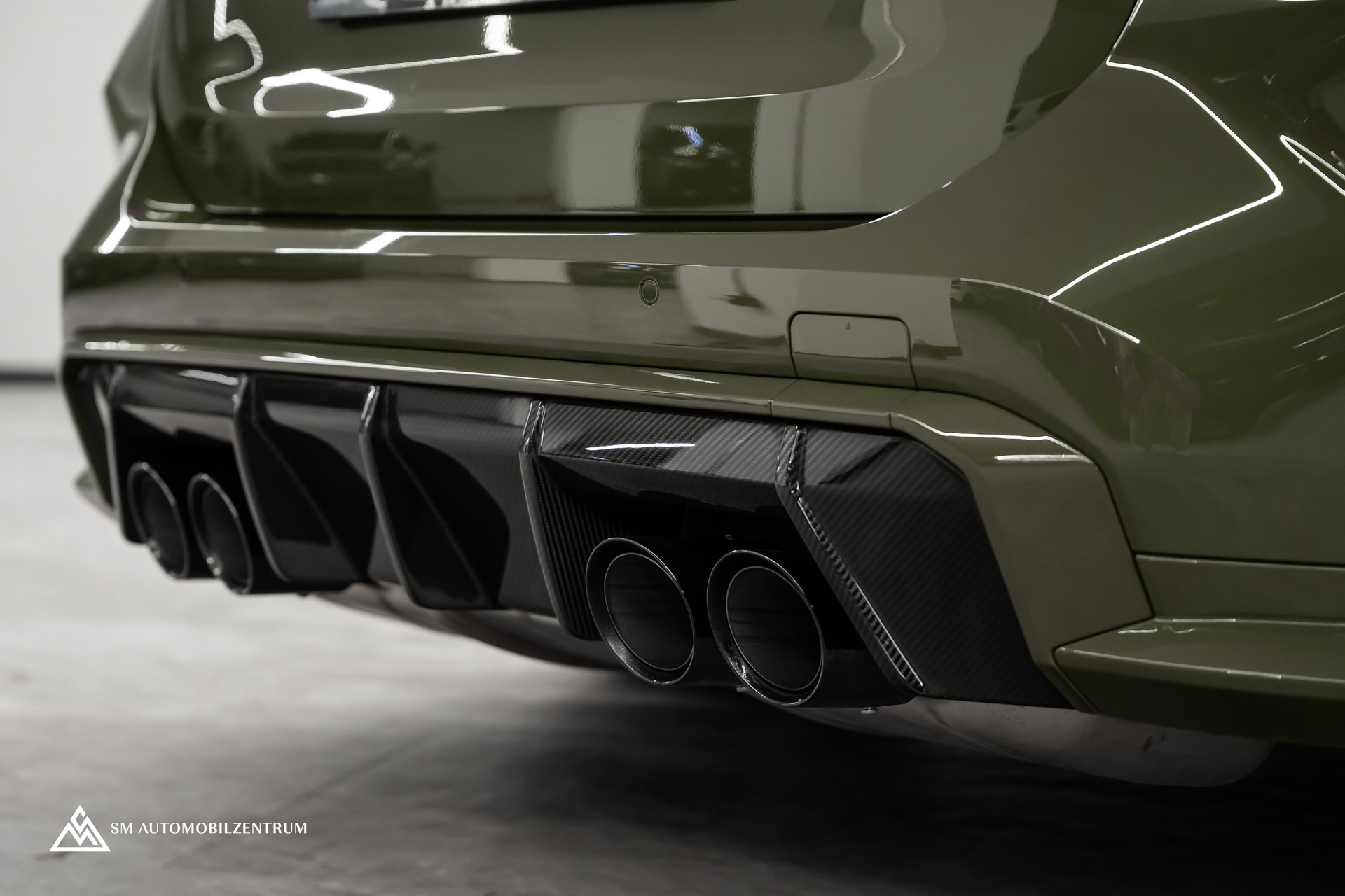 BMW M3 Competition xDrive Touring / Urban Green II / Carbon Exterieur & Interieur / Werksgarantie / 360°-image-13