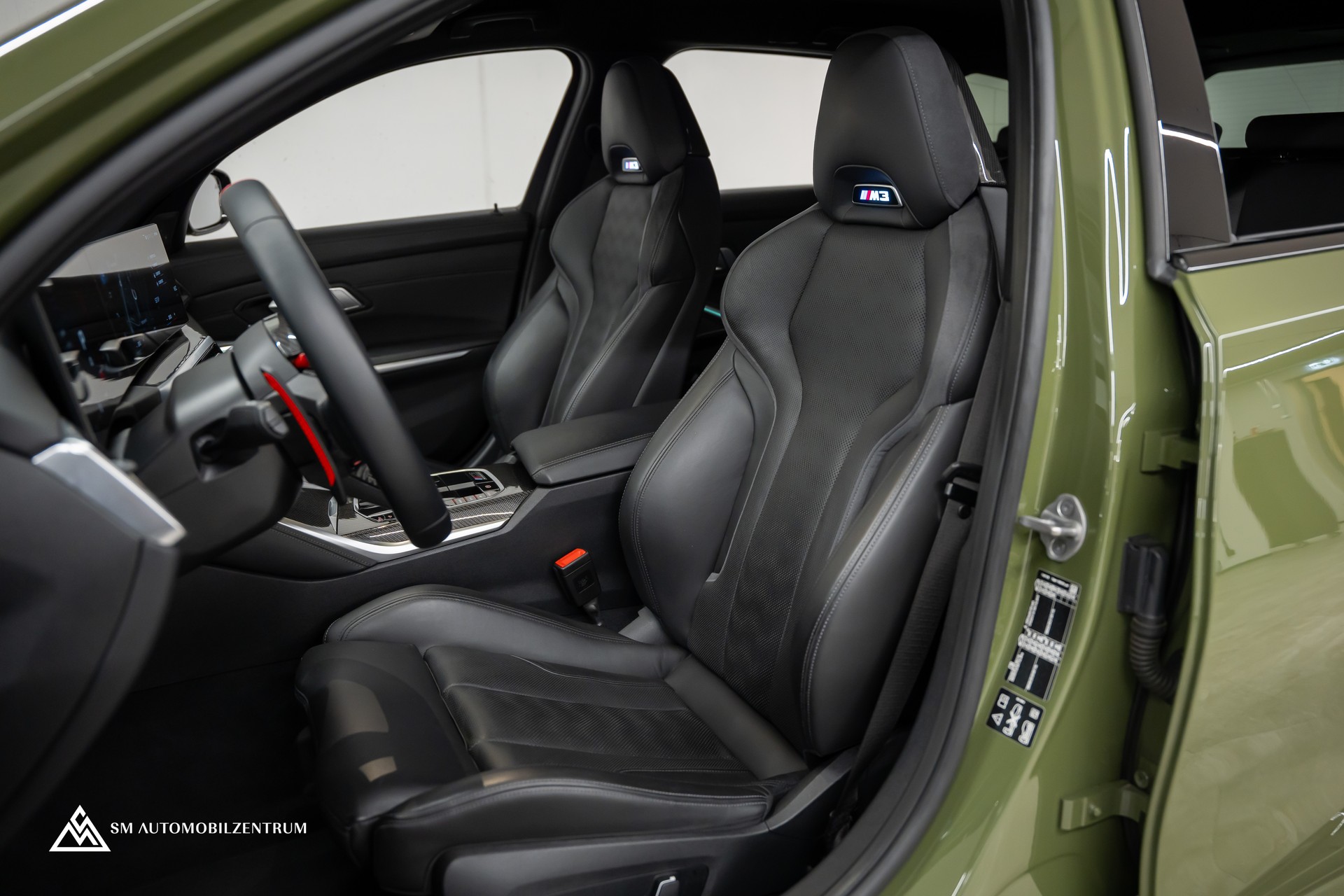 BMW M3 Competition xDrive Touring / Urban Green II / Carbon Exterieur & Interieur / Werksgarantie / 360°-image-23