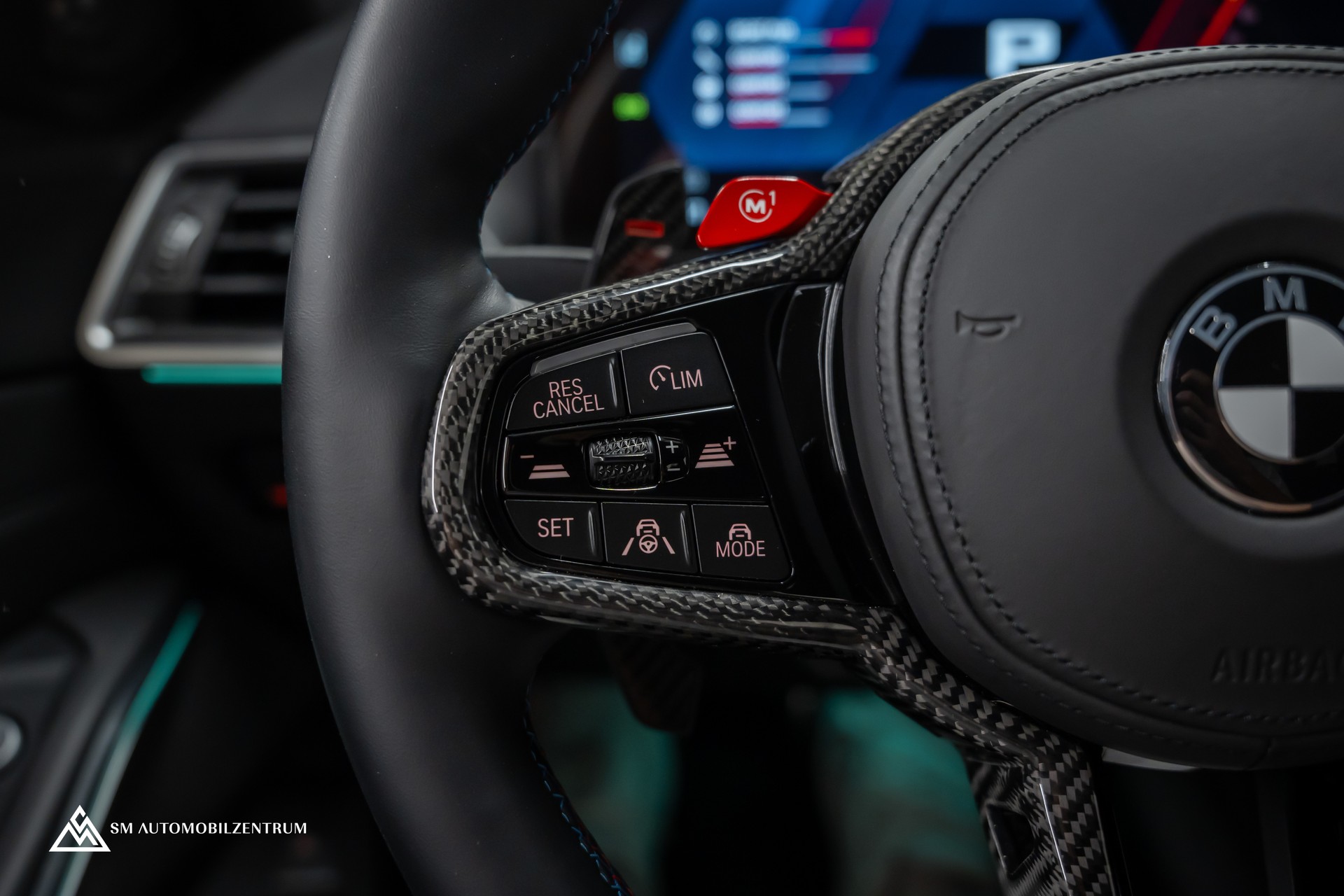 BMW M3 Competition xDrive Touring / Urban Green II / Carbon Exterieur & Interieur / Werksgarantie / 360°-image-34