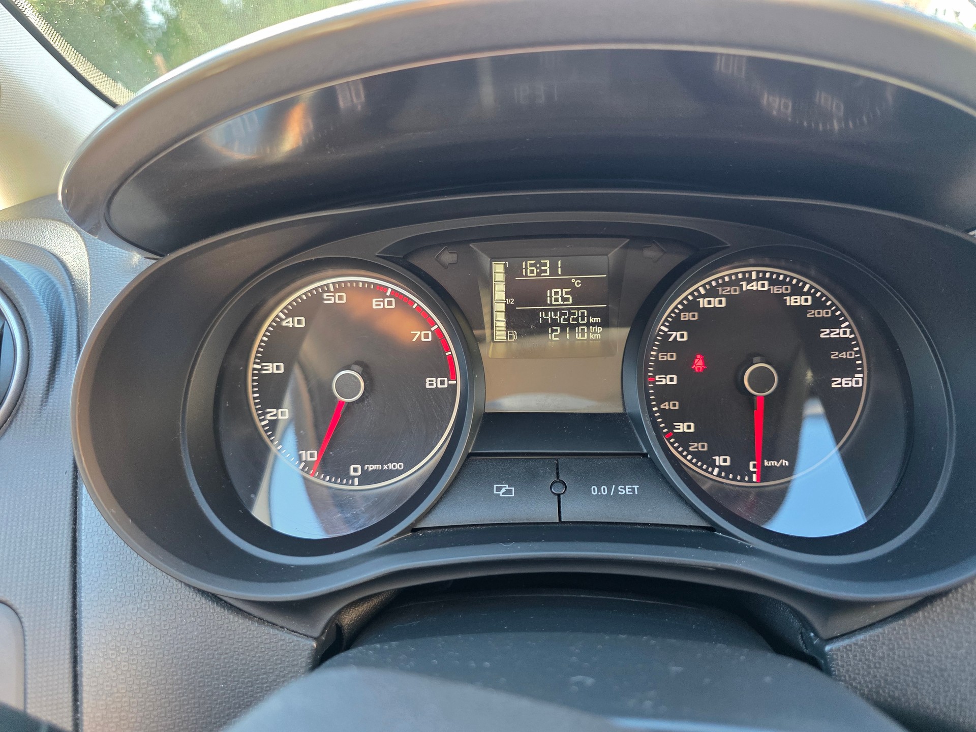 SEAT 1.2 TSI FR-image-7
