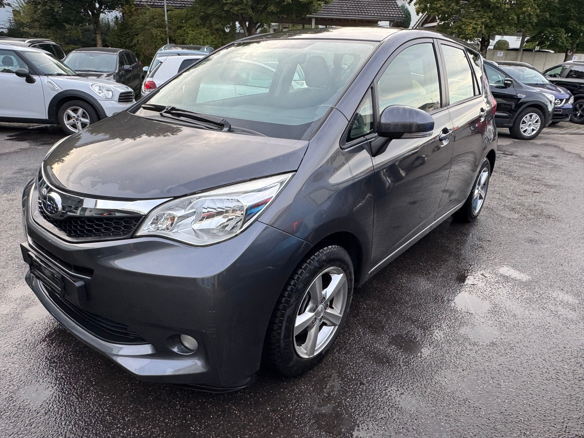SUBARU Trezia 1.4D Swiss Luxury Automatic-image-1