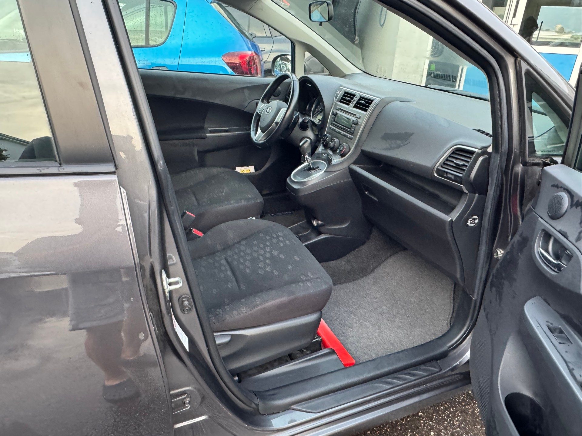 SUBARU Trezia 1.4D Swiss Luxury Automatic-image-8