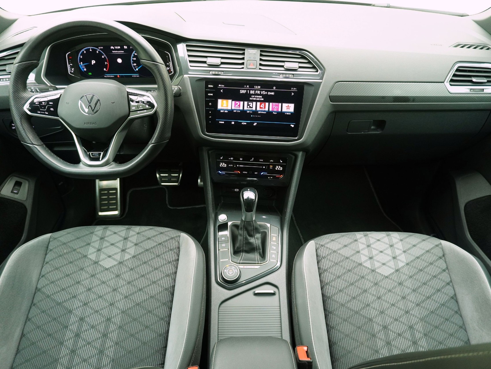 VW Tiguan 2.0 TSI DSG R-Line Black Style 4Motion-image-14