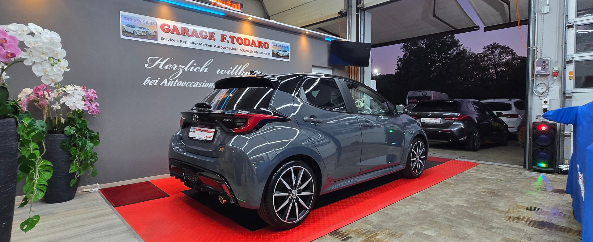TOYOTA Yaris 1.5 GR Sport e-CVT-image-6