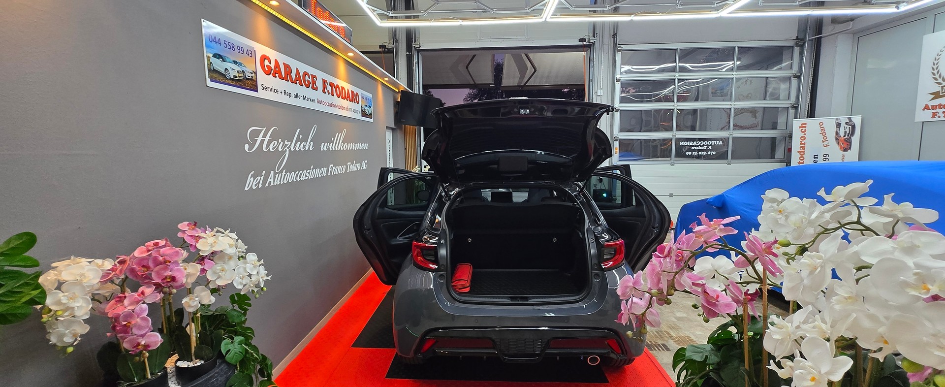 TOYOTA Yaris 1.5 GR Sport e-CVT-image-16