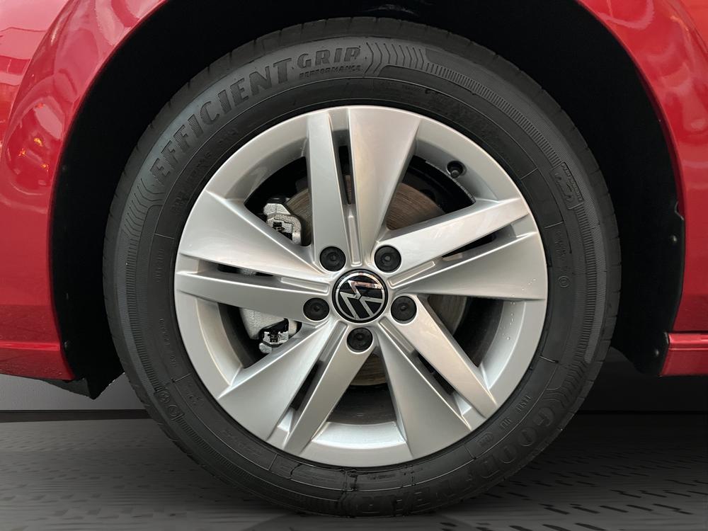 VW Golf 1.5 e TSI mHEV Value DSG-image-11