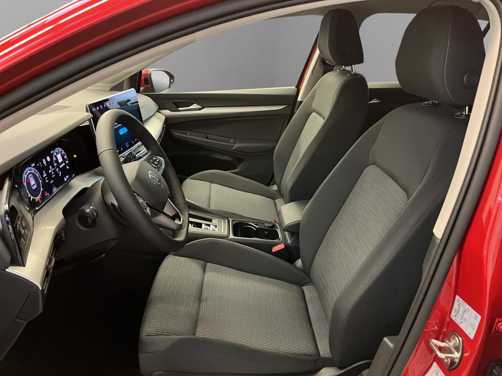 VW Golf 1.5 e TSI mHEV Value DSG-image-5