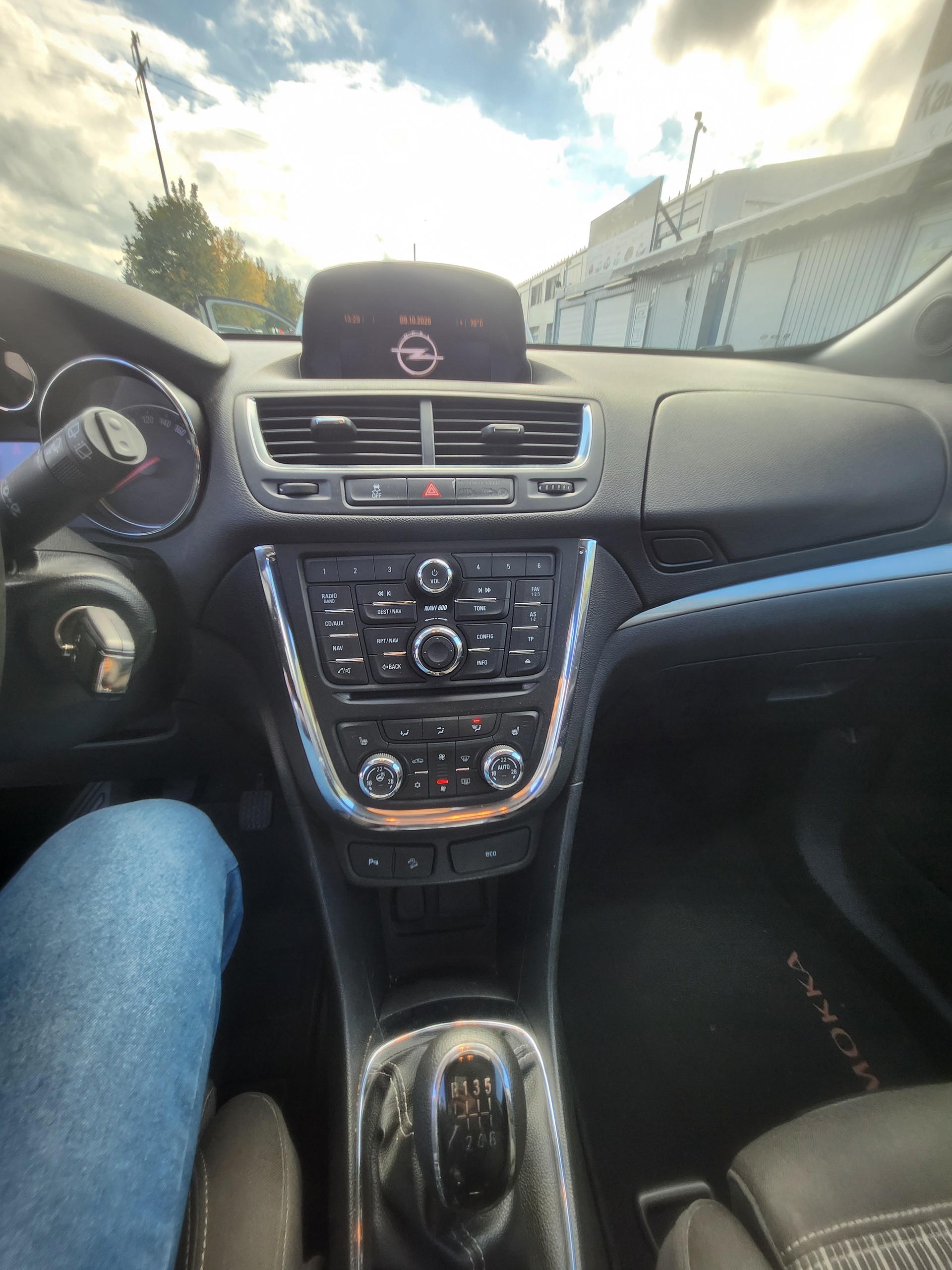 OPEL Mokka 1.4i 16V Turbo Cosmo 4WD-image-12