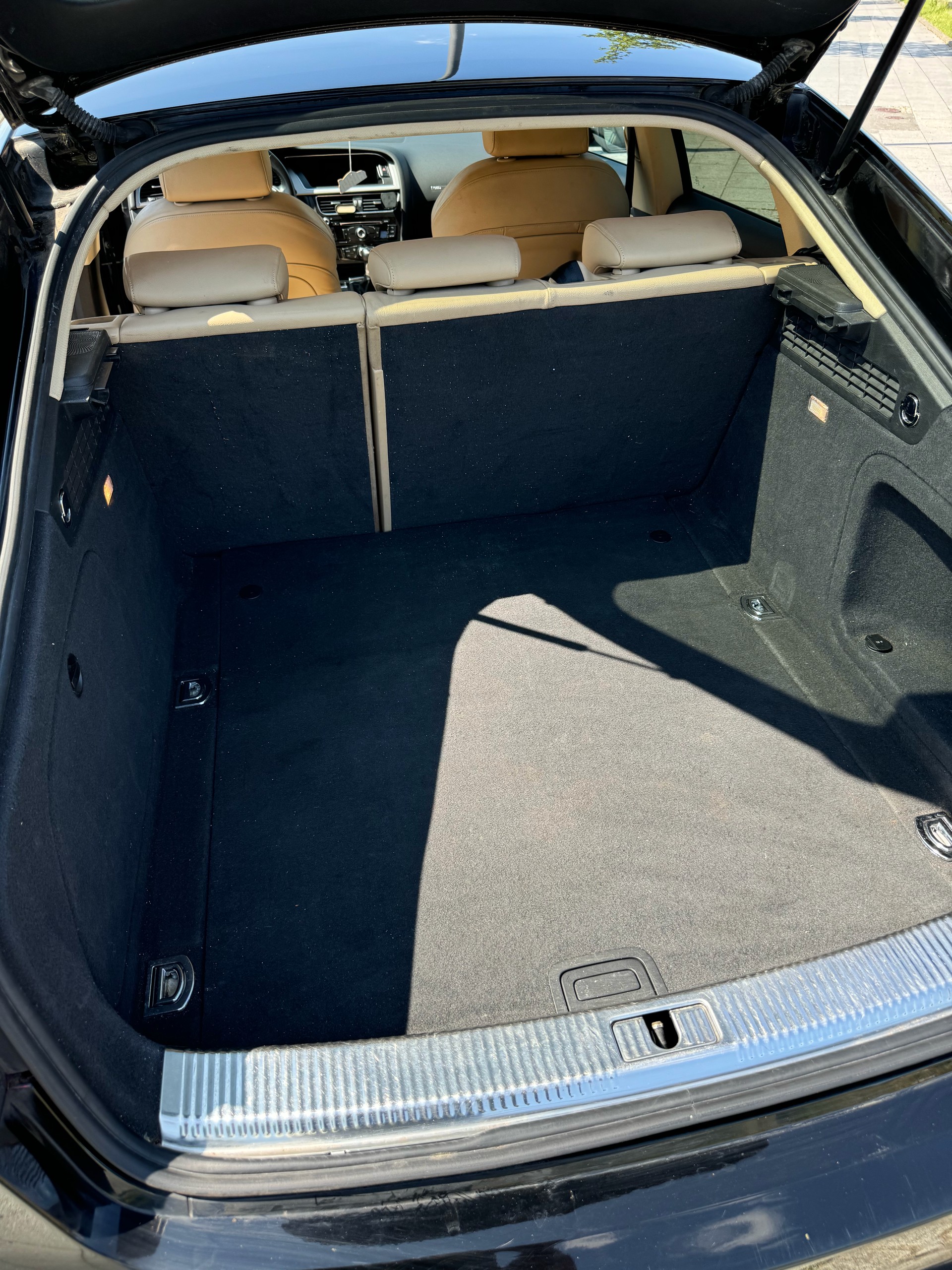 AUDI 3.0 V6 TDI Sportback-image-5