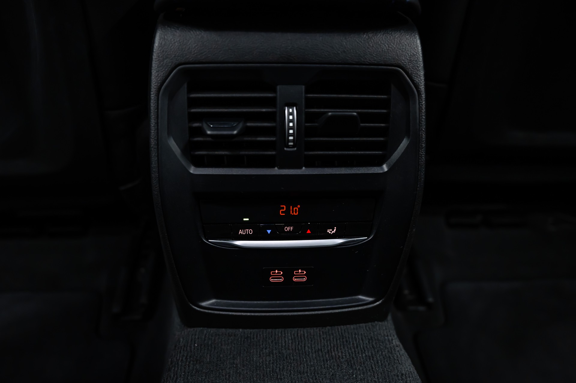 BMW 330i xDrive Steptronic M Sport Pro *Laser*Head-Up*Leder*360°*-image-20