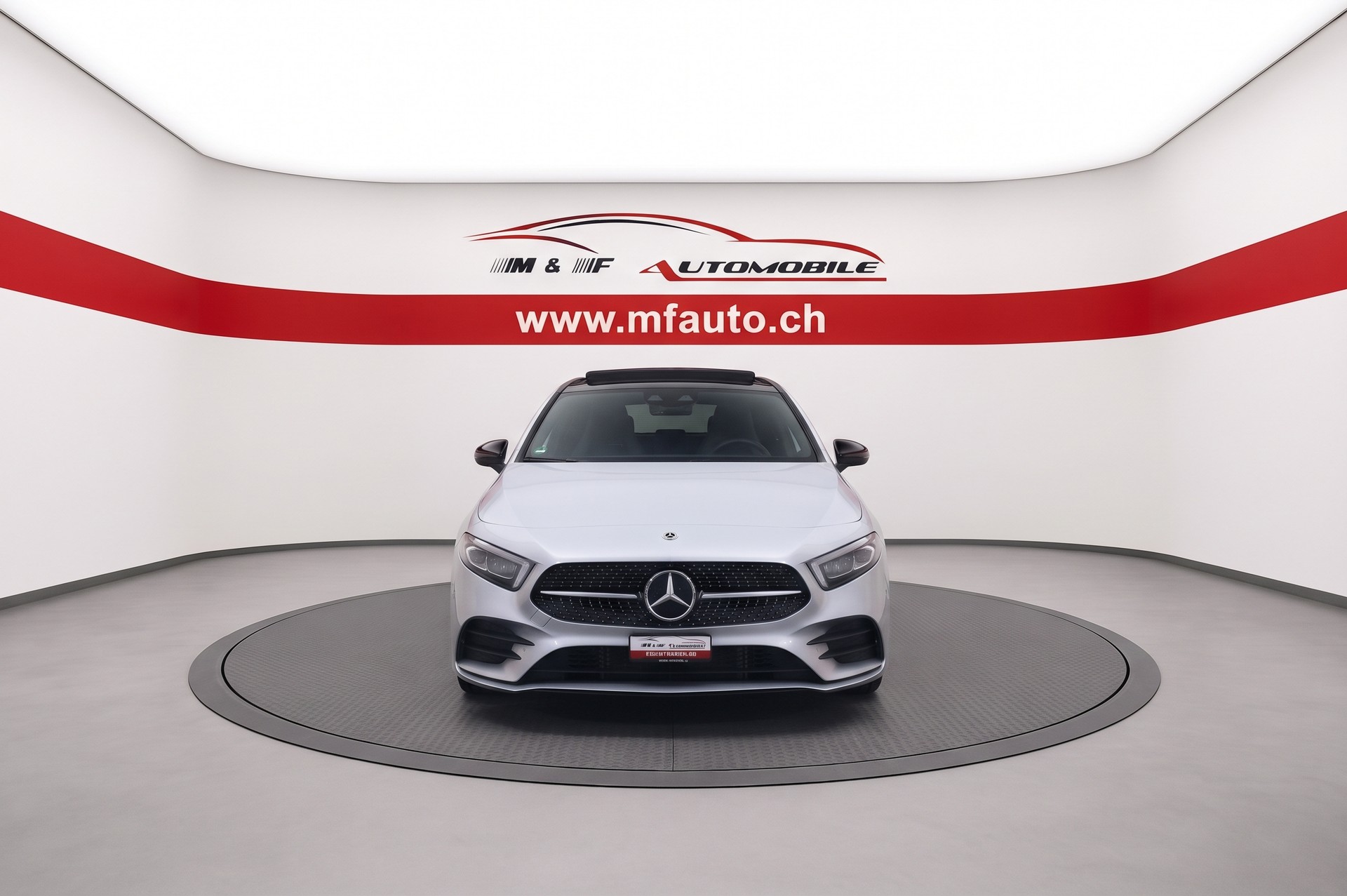 MERCEDES-BENZ A 200 AMG Line-image-1