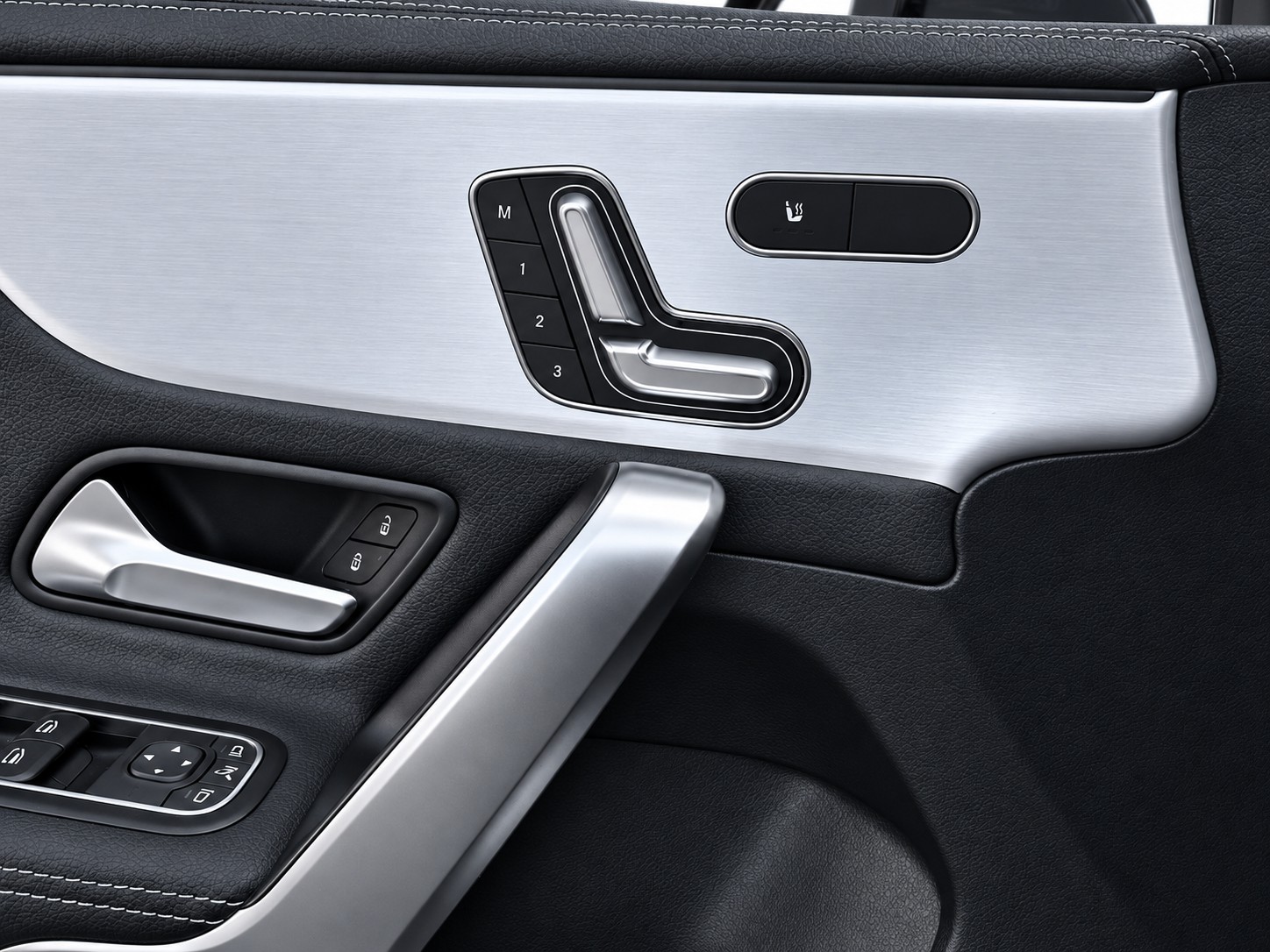 MERCEDES-BENZ A 200 AMG Line-image-17