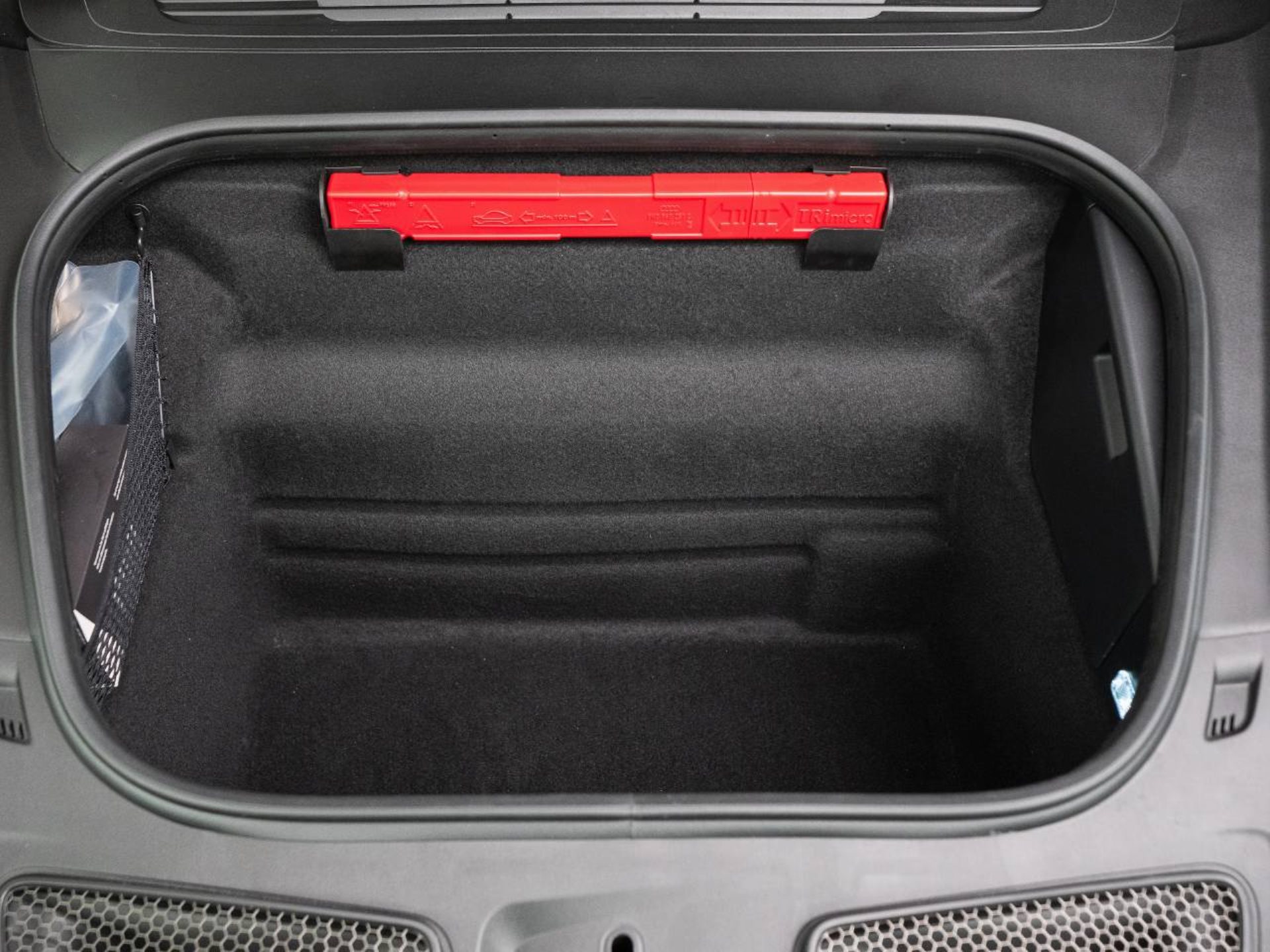 PORSCHE 911 GT3 mit Touring-Paket-image-13