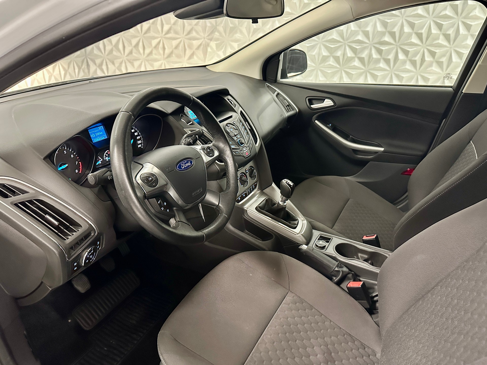 FORD Focus 1.0 SCTi Winner-image-9