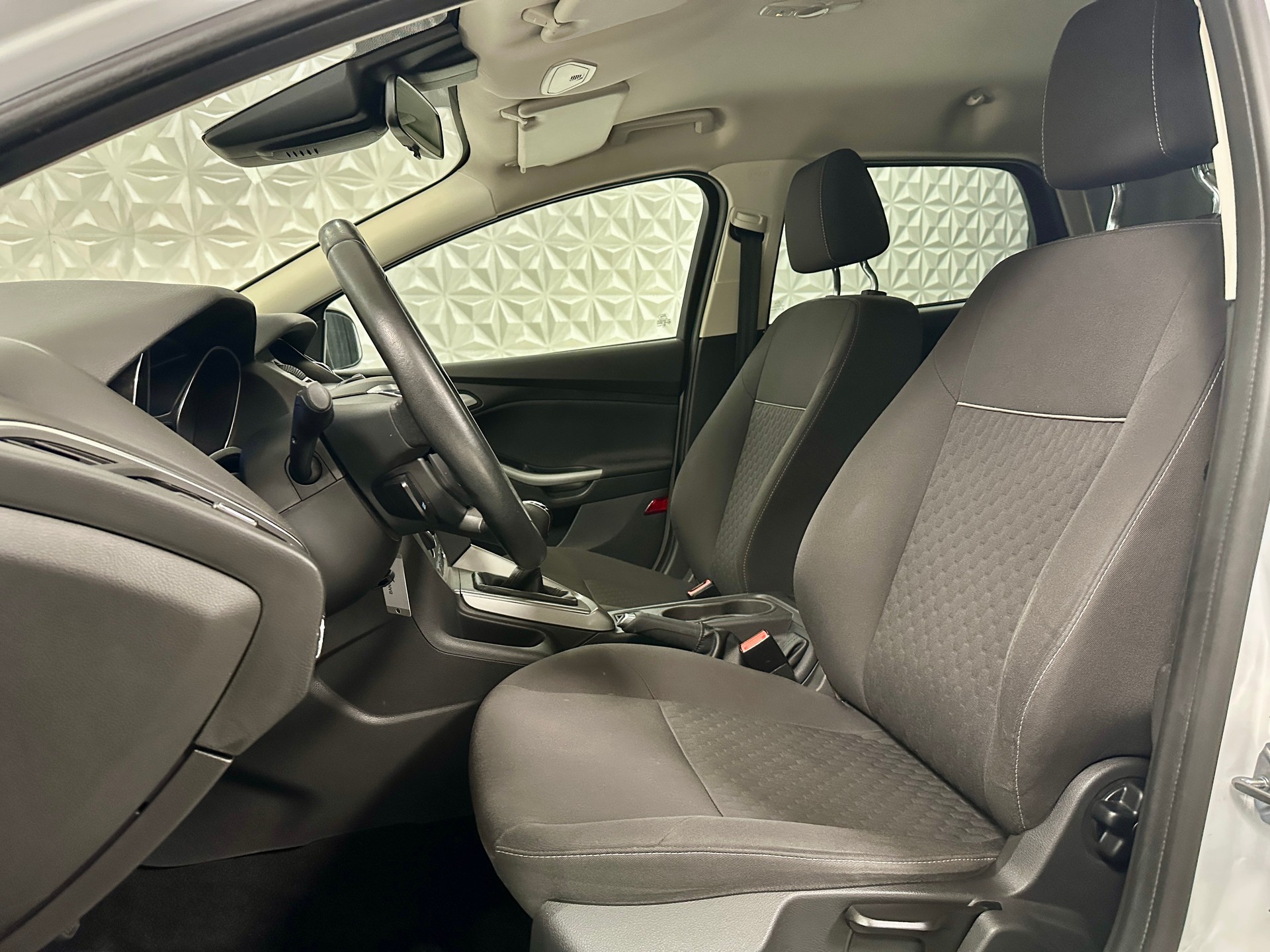 FORD Focus 1.0 SCTi Winner-image-10