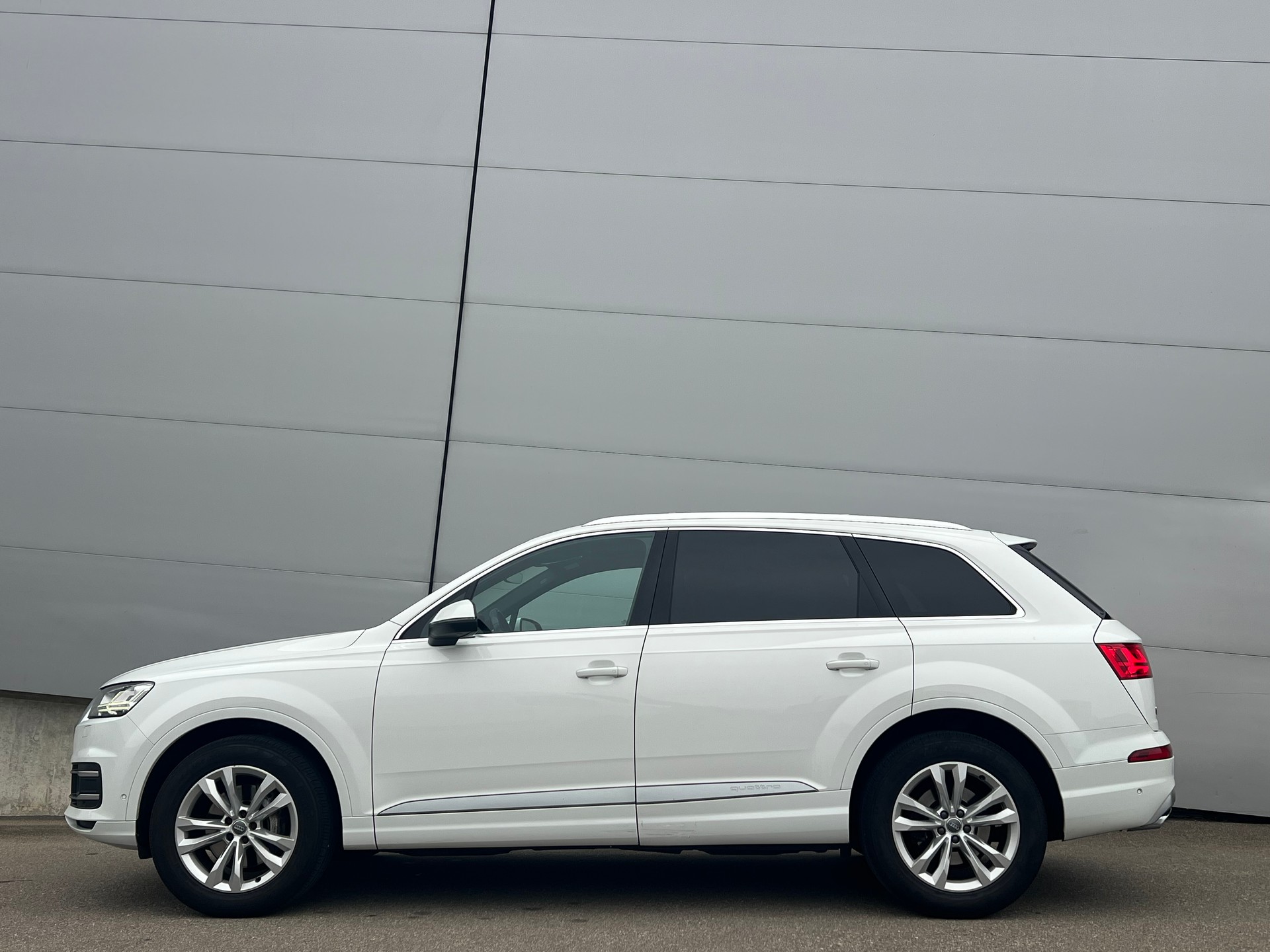 AUDI Q7 3.0 TDI quattro tiptronic-image-2