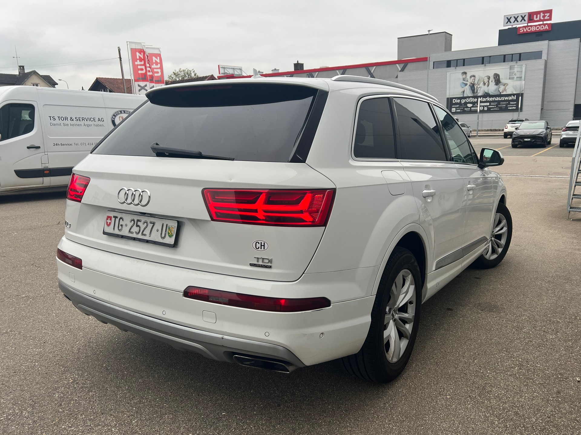 AUDI Q7 3.0 TDI quattro tiptronic-image-5