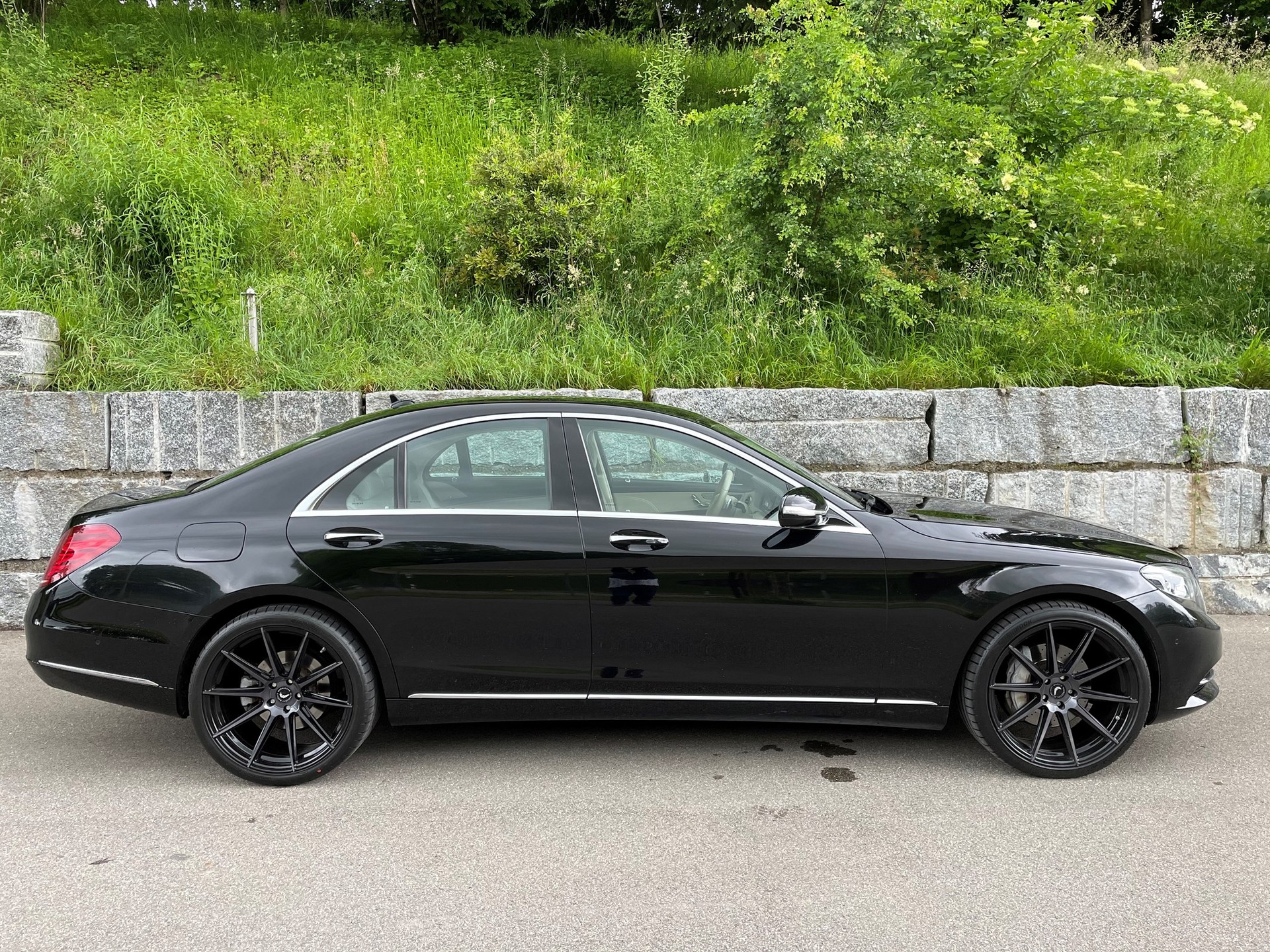 MERCEDES-BENZ S 350 BlueTEC 7G-Tronic-image-8
