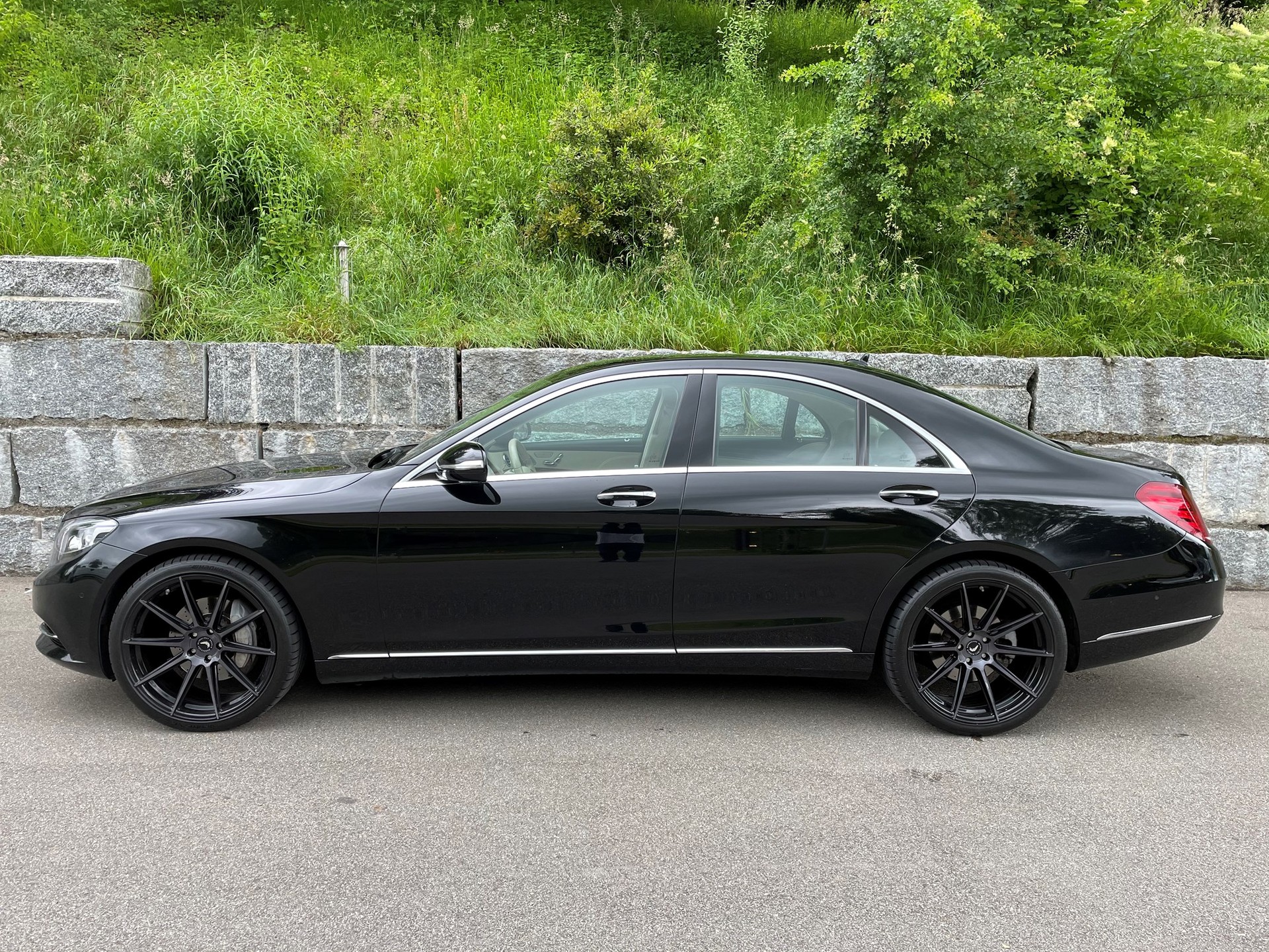 MERCEDES-BENZ S 350 BlueTEC 7G-Tronic-image-9