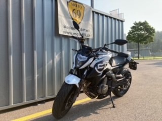 CF MOTO 650 NK-showroom-element-1