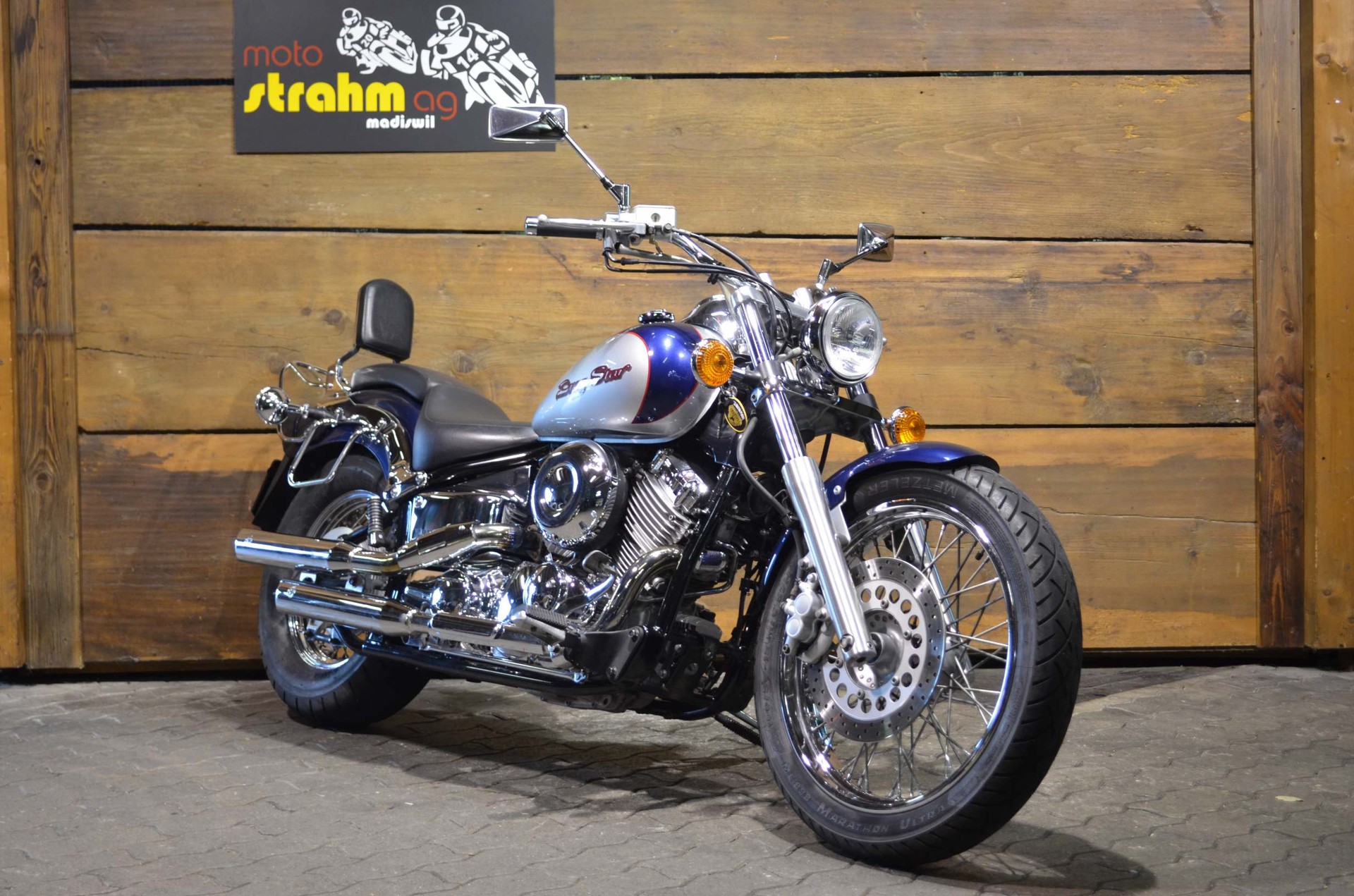 YAMAHA XVS 650 Drag Star