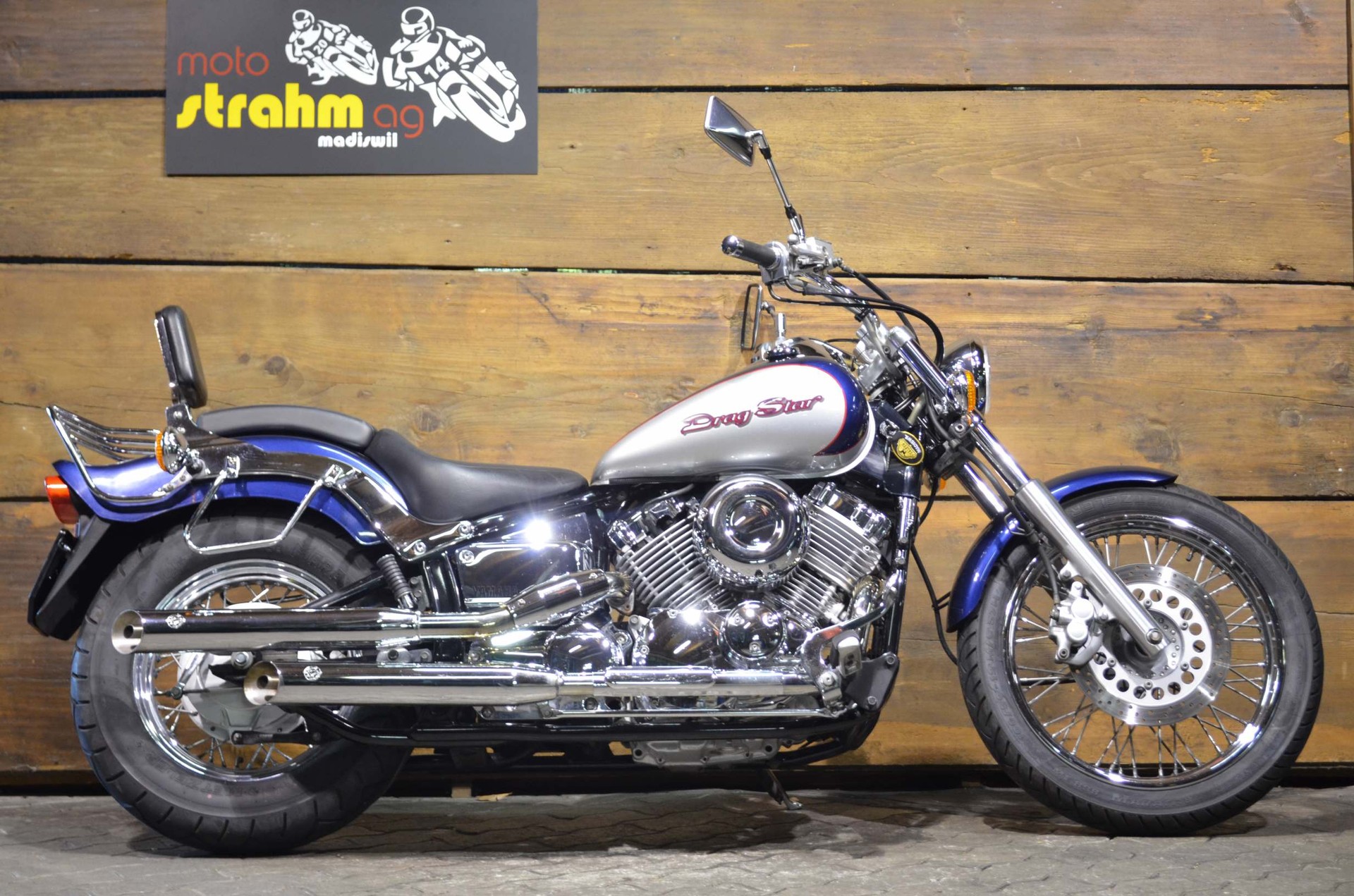 YAMAHA XVS 650 Drag Star-showroom-element-1