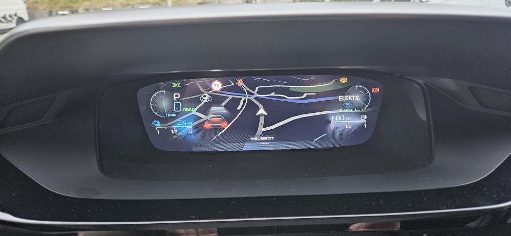 PEUGEOT 308 SW 1.6 PHEV 225 GT-image-15