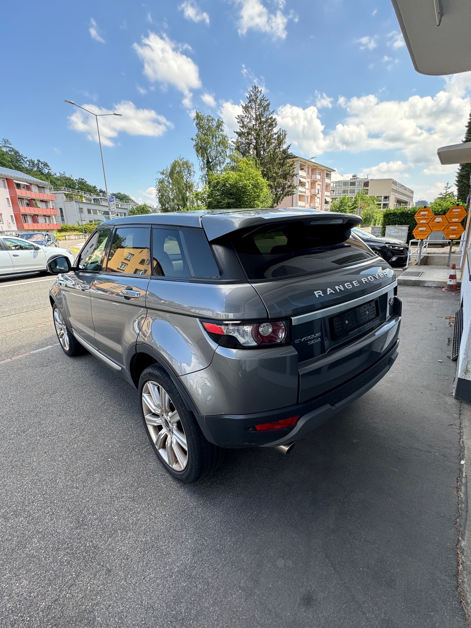 LAND ROVER Range Rover Evoque 2.2 SD4 Prestige AT9-image-3