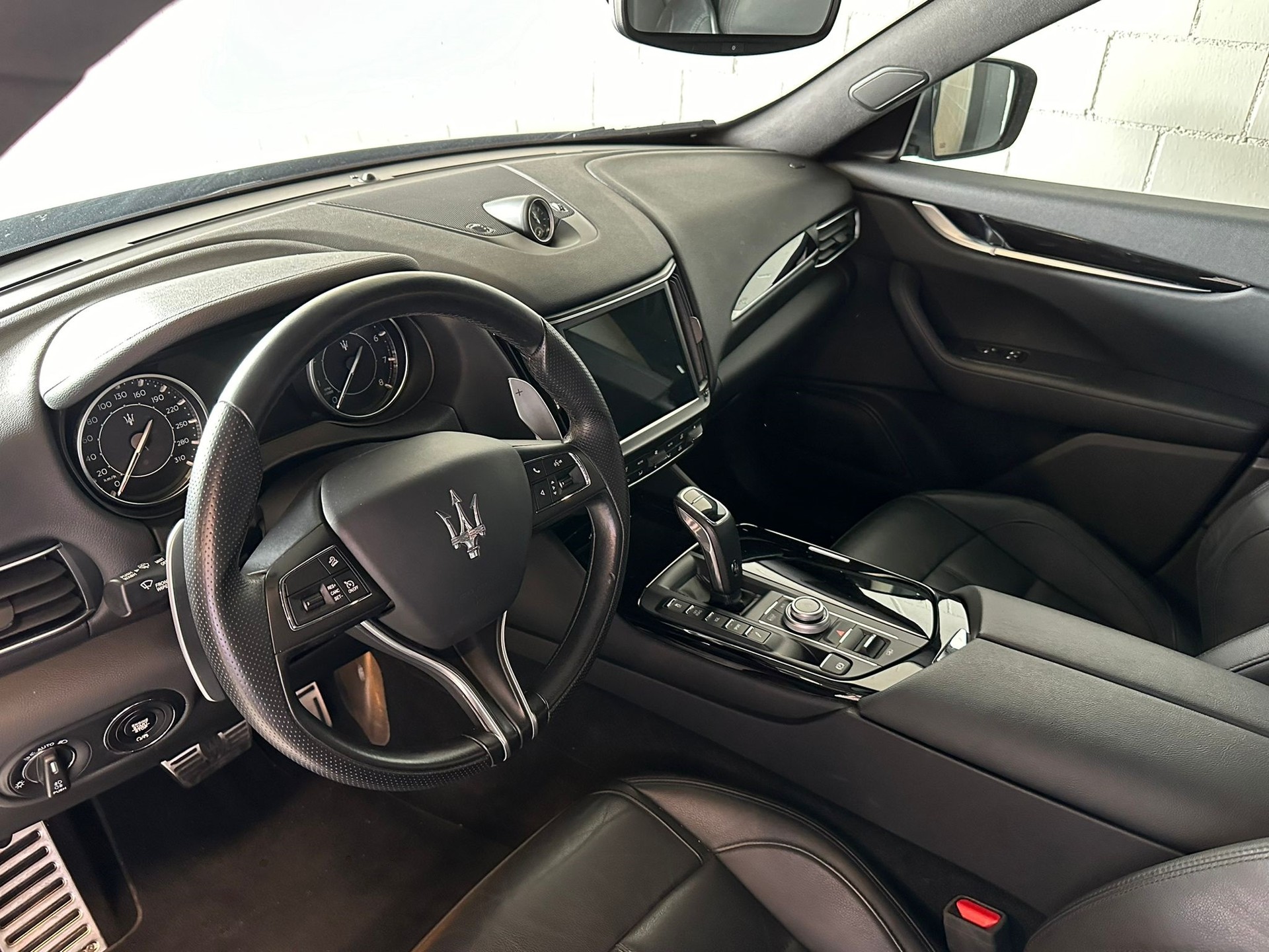 MASERATI Levante 3.0 V6 GranSport Automatica-image-4