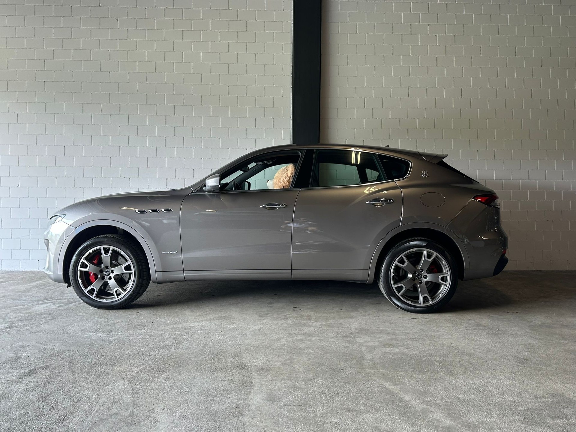 MASERATI Levante 3.0 V6 GranSport Automatica-image-0