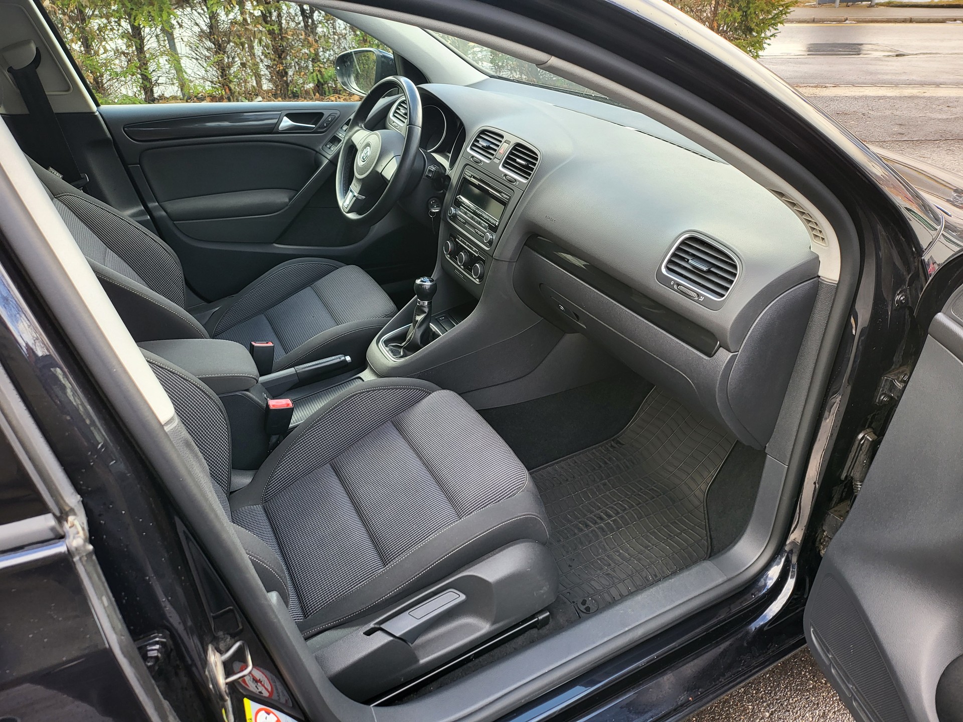 VW Golf 1.6 TDI Comfortline-image-8
