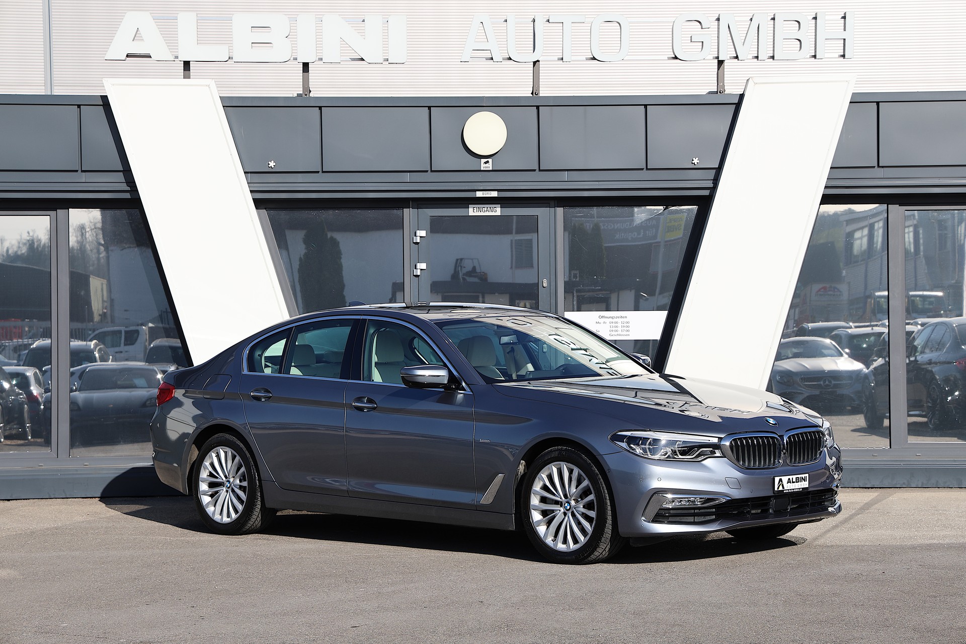 BMW 530d Luxury Line *Traumausstattung* Steptronic-image-1