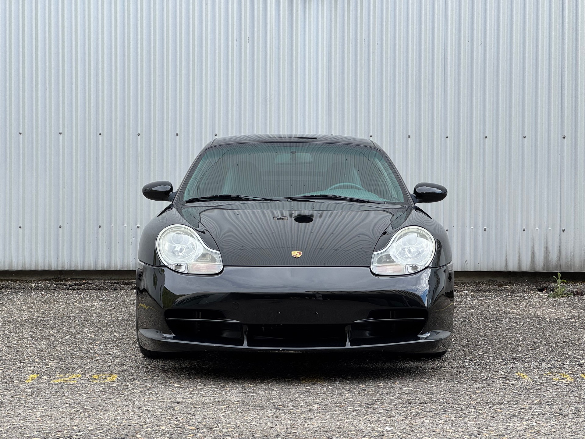 PORSCHE 911 Carrera 4-image-5