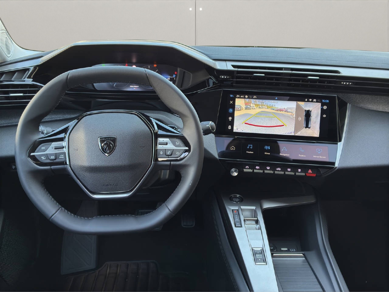 PEUGEOT 308 SW 1.2 Hybrid Style-image-4