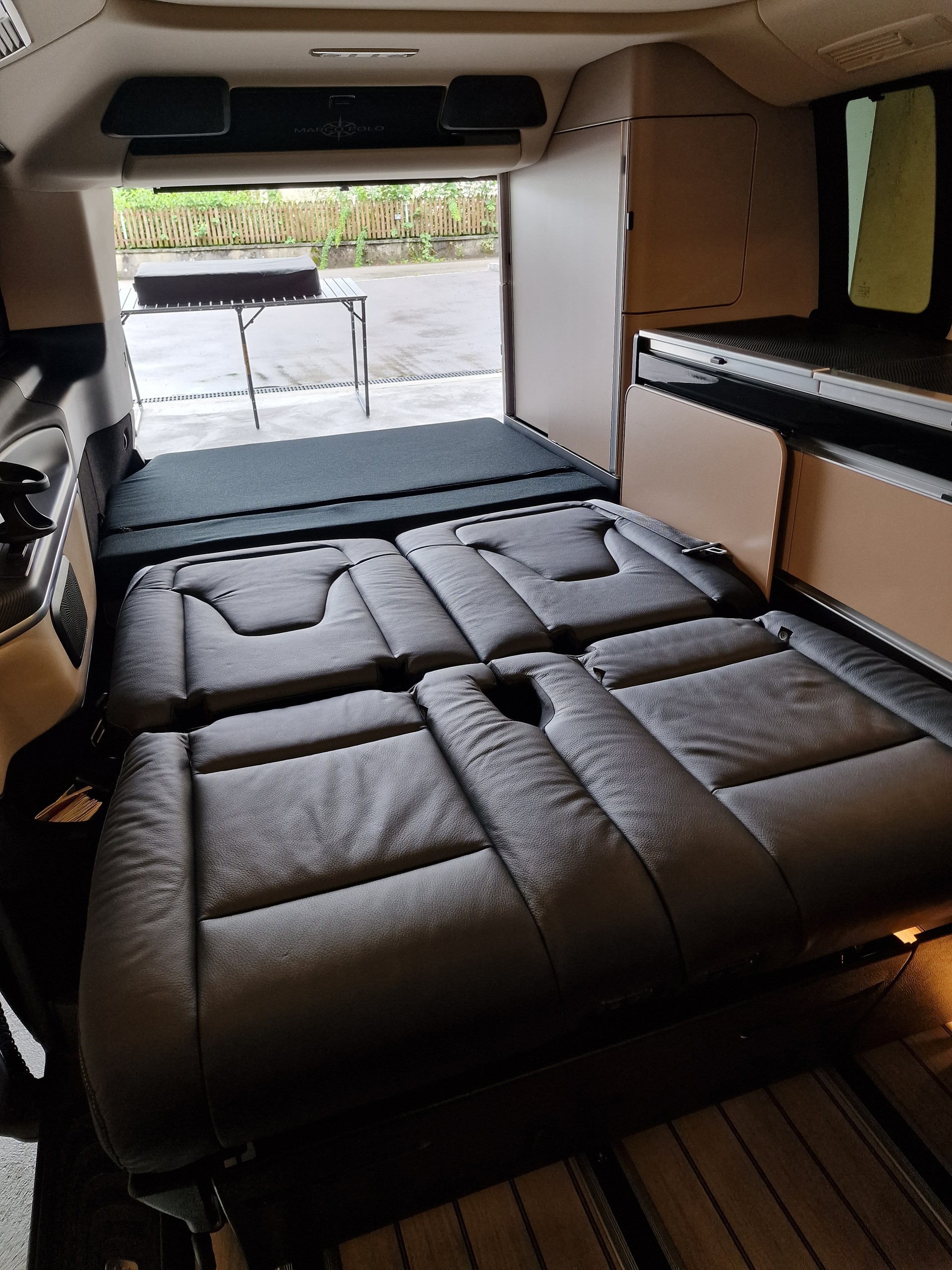 MERCEDES-BENZ Marco Polo 300 d 4M Automat-image-17