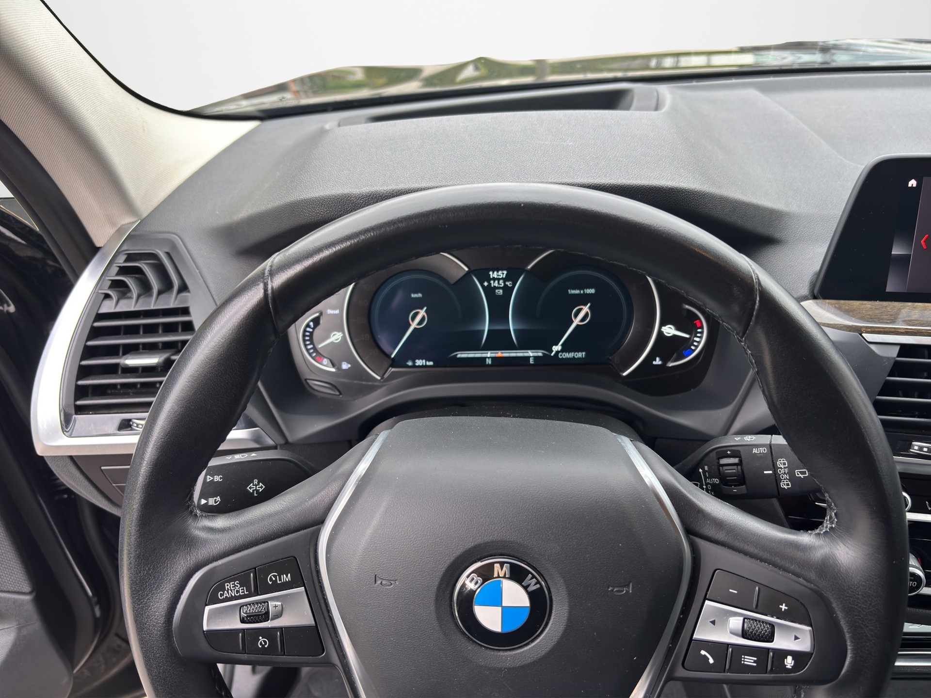 BMW X3 xDrive 30d Steptronic-image-12