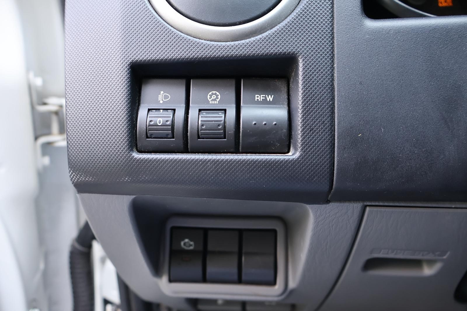 FORD Ranger XL 2.5 TDCi 4x4-image-12