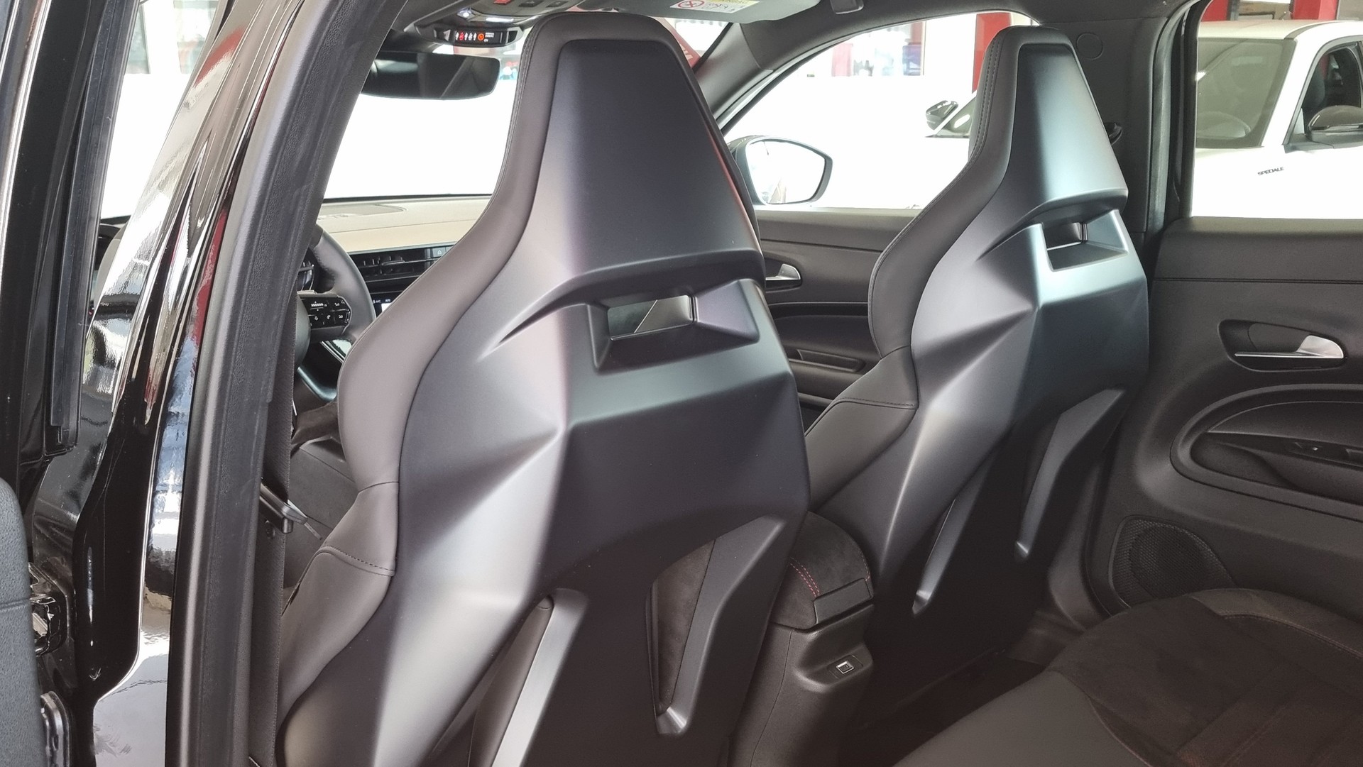 ALFA ROMEO Junior 1.2 Ibrida Speciale Pack Sport&Pack Tech-image-14