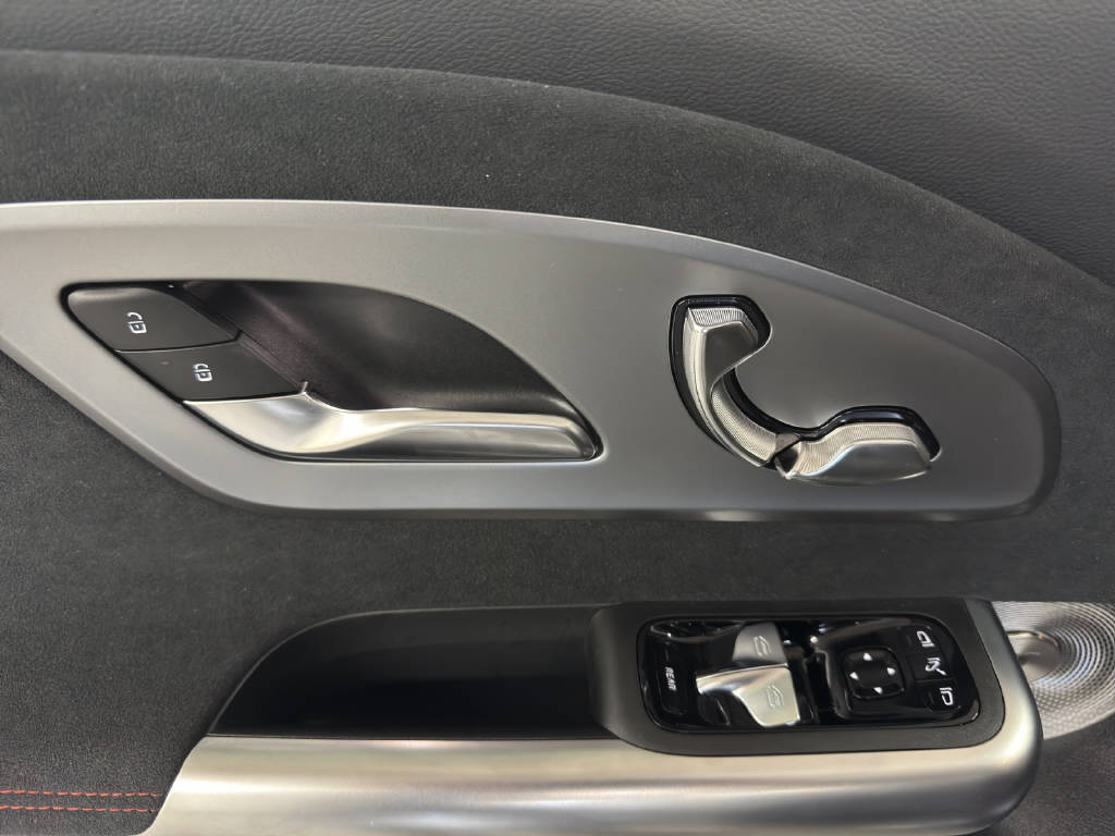 MERCEDES-BENZ CLA 350 AMG Line 4Matic EQ-image-5