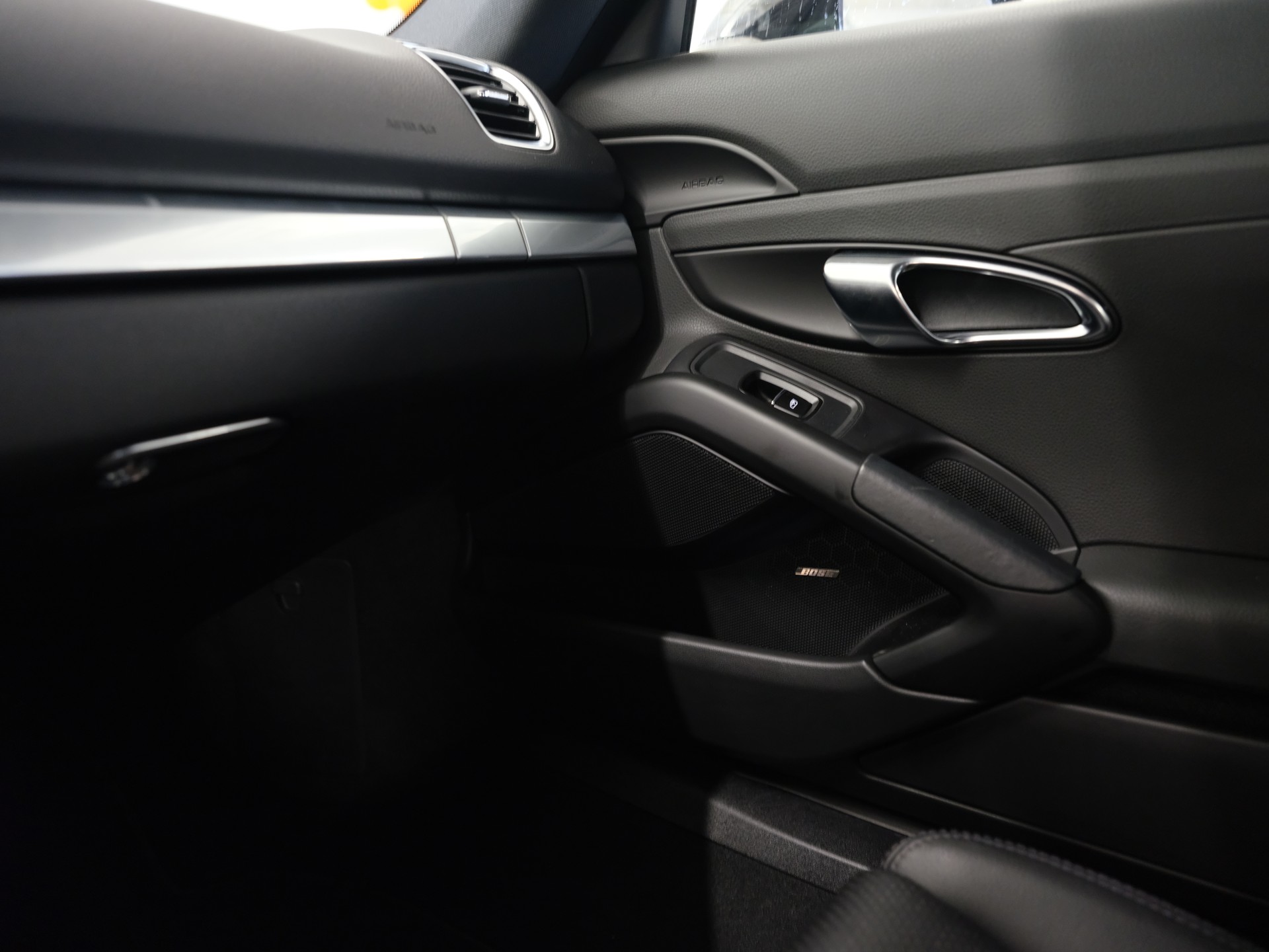 PORSCHE Cayman 2.7 PDK*Black-Edition*Rückfahrkamera*12M Garantie*-image-22