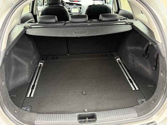 KIA Ceed Sportswagon 1.6 GDi Style-image-10
