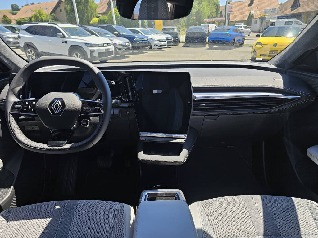 RENAULT Scénic E-Tech iconic-image-4