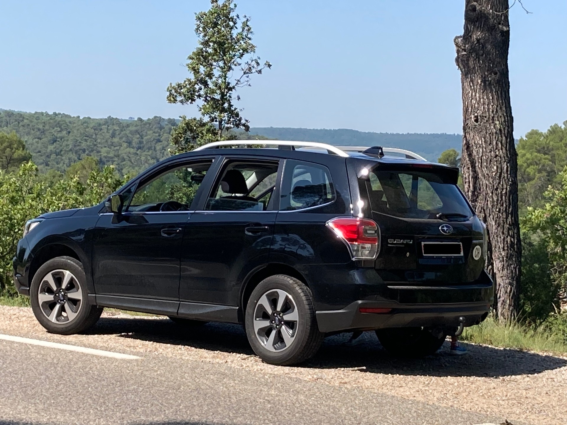 SUBARU Forester 2.0i Swiss Plus Lineartronic-image-1