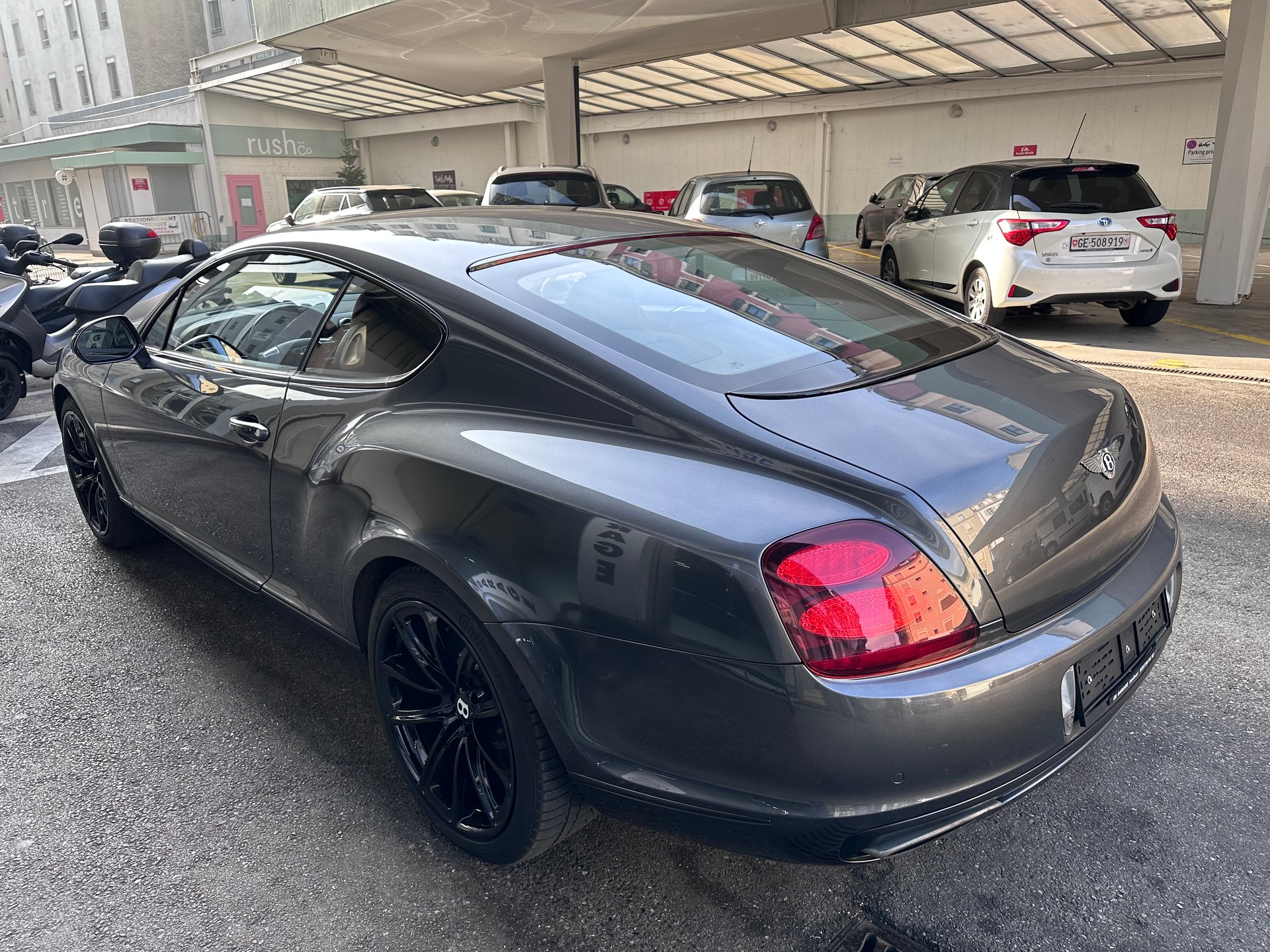 BENTLEY Continental Supersports 6.0-image-3