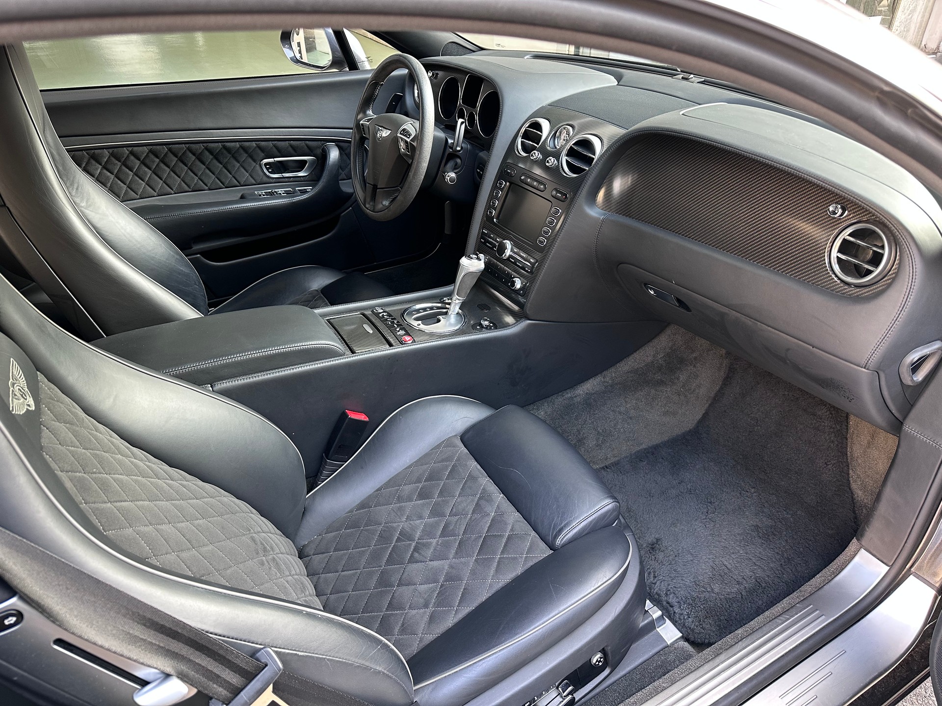 BENTLEY Continental Supersports 6.0-image-5